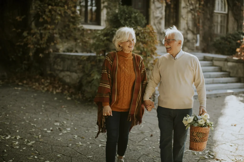 Retired couple enjoying peace of mind and financial stability after working with Endeavr Wealth.